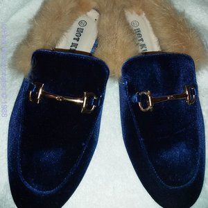 Rare Blue Hot Kiss designed mule